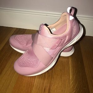 Tiem women’s cycling shoes with clips